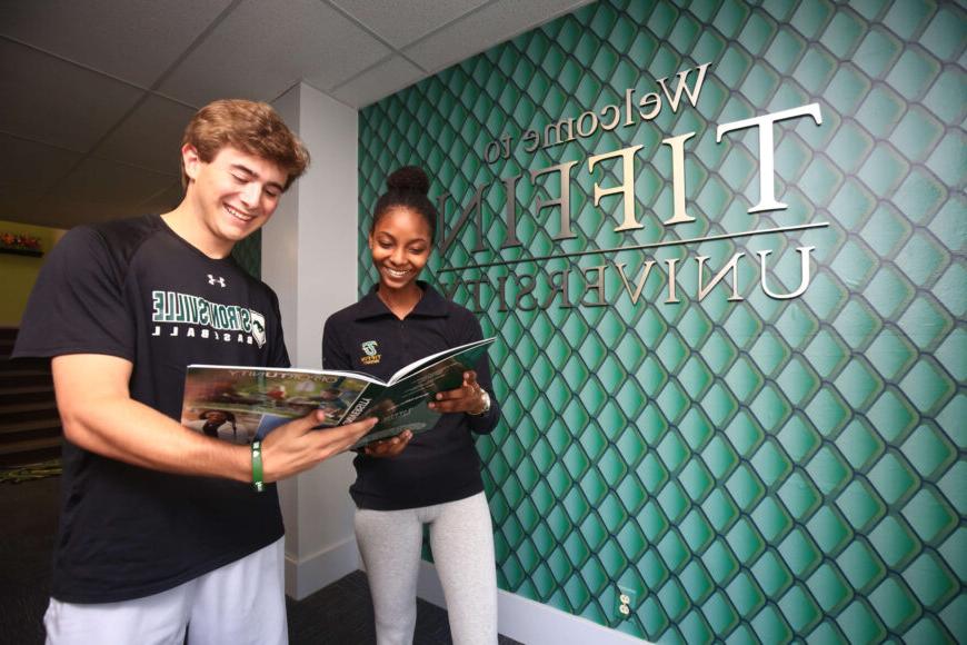 college students at welcome center